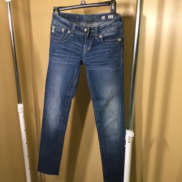 Miss Me Denim - Miss Me Dark Blue Low-Rise Denim Skinny Jeans With Raw Hem Size 26